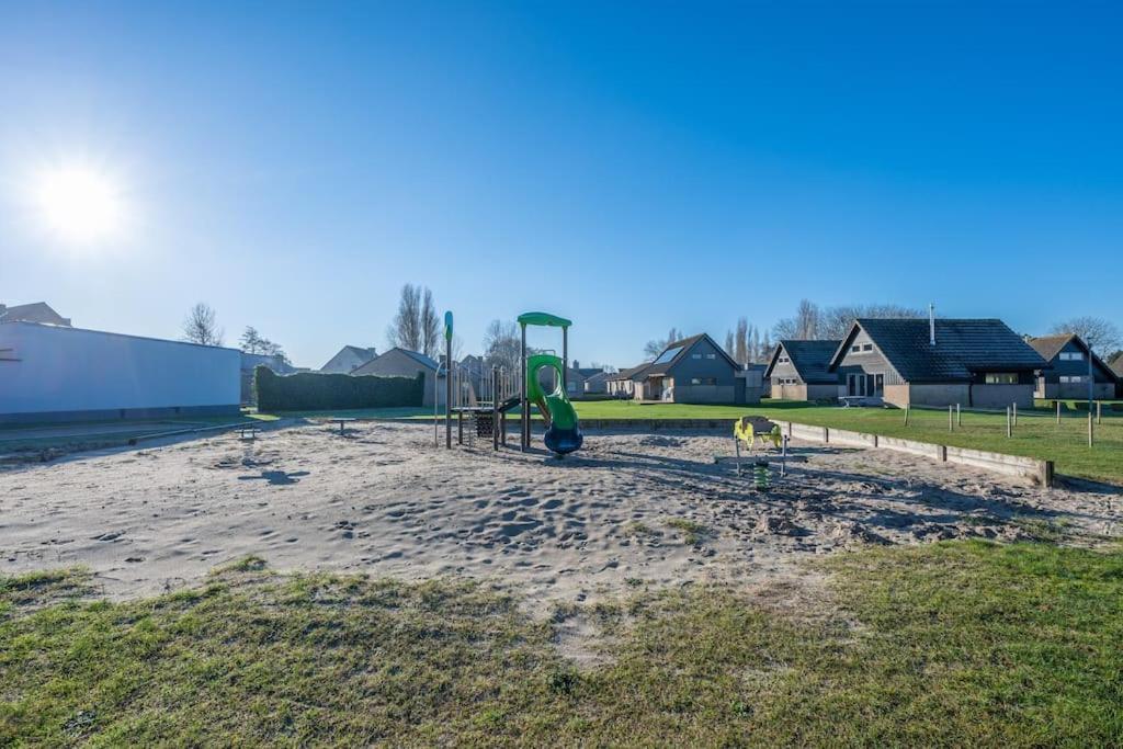 Bungalow De Strandjutter 8 Persons Middelkerke Exterior photo